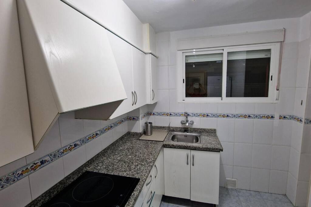 Apartamento Dos Habitaciones, Frente A La Playa, Бенікасім Екстер'єр фото