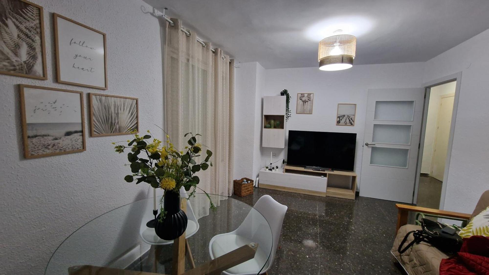Apartamento Dos Habitaciones, Frente A La Playa, Бенікасім Екстер'єр фото
