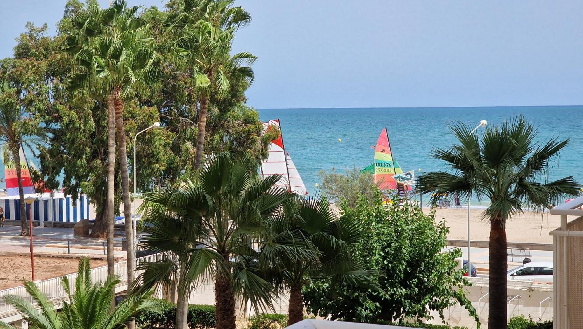 Apartamento Dos Habitaciones, Frente A La Playa, Бенікасім Екстер'єр фото